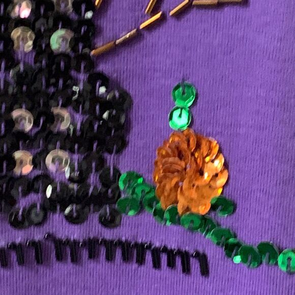 Women's Halloween T-Shirt LARGE Purple Haunted House Beaded Sequins Long Sleeve - Picture 6 of 16